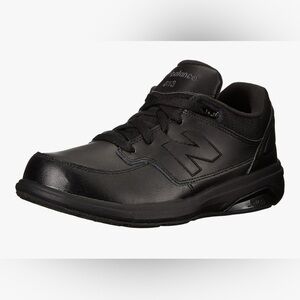 New Balance Men's 813 V1 Lace-Up Walking Shoe, Black 7N Narrow